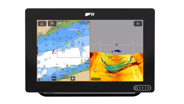 Axiom+ 9 RV, Multifunction 9" Display with integrated RealVision 3D,600W Sonar with RV-100 transducer with LightHouse North America Chart