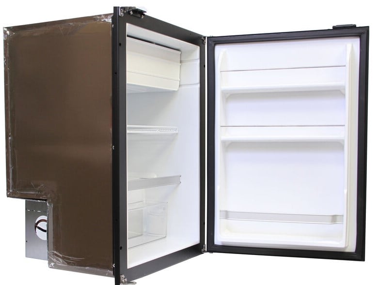 Novakool Refrigerator R3800 AC/DC 3.5cu (100 Liter Capacity)