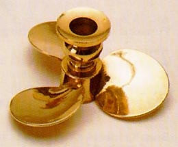 CANDLESTICK,PROPELLER BRASS 110MM